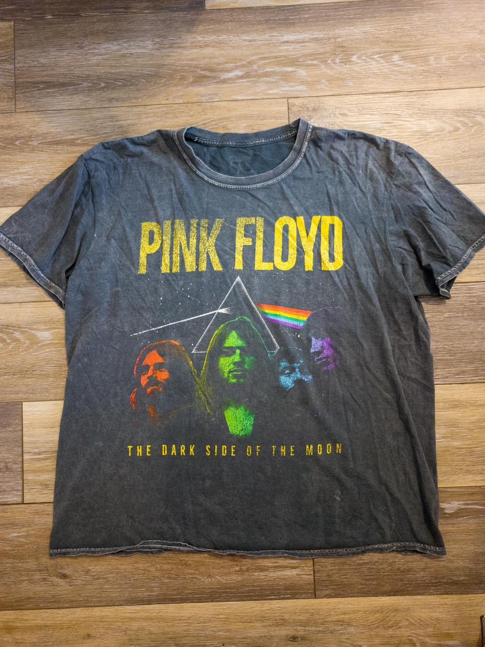 Pink Floyd The Dark Side of the Moon Black Graphic Band Tee